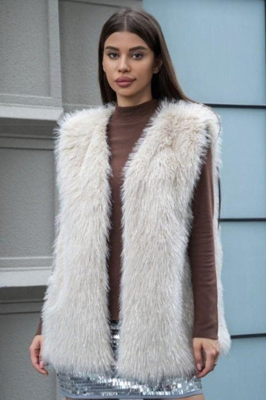 Cream Faux Fur W/ Metallic Thread Vest