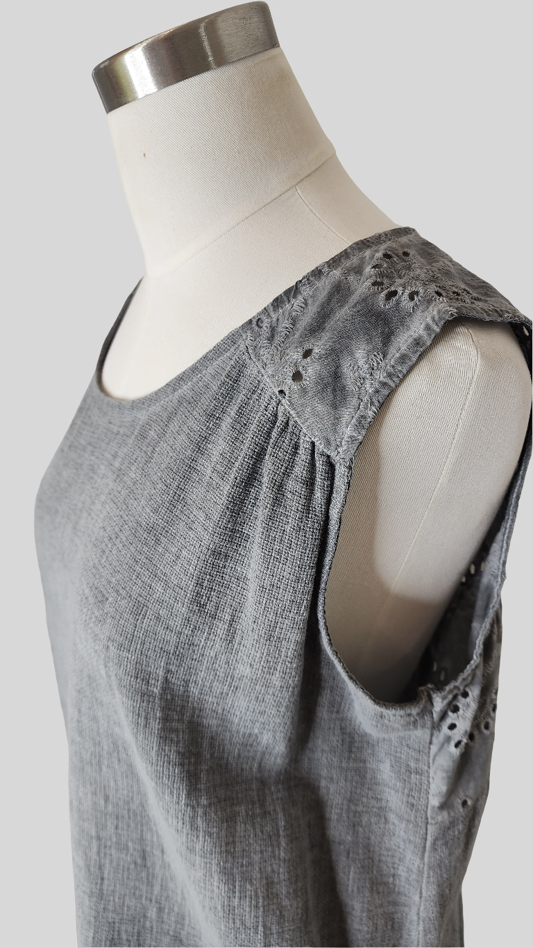 Grey Eyelet Back Linen/Cotton Top