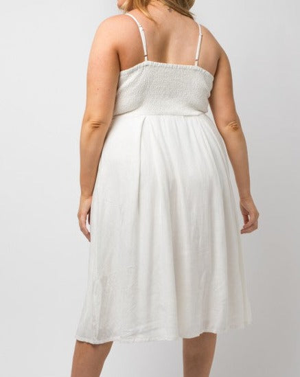 Daria White Tie Front Dress (Curvy)